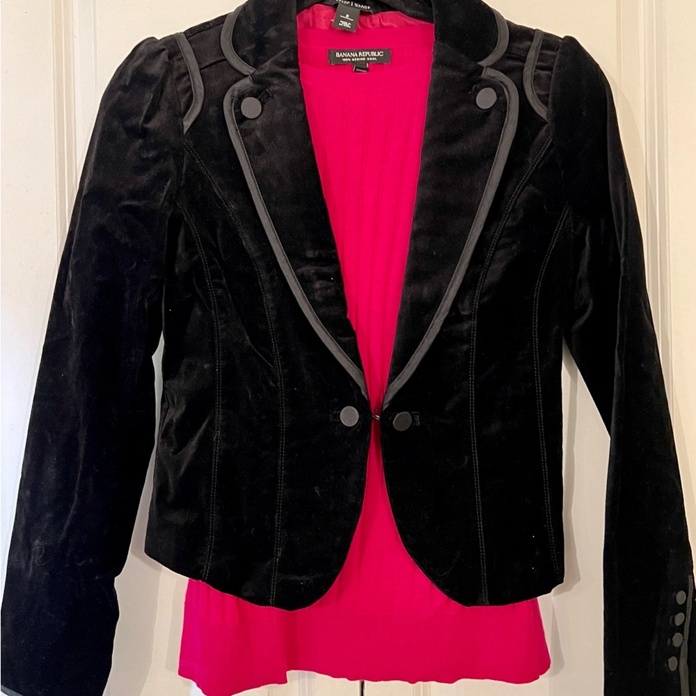 White House Black Market Women's Jacket w/cute banana republic Sweater.